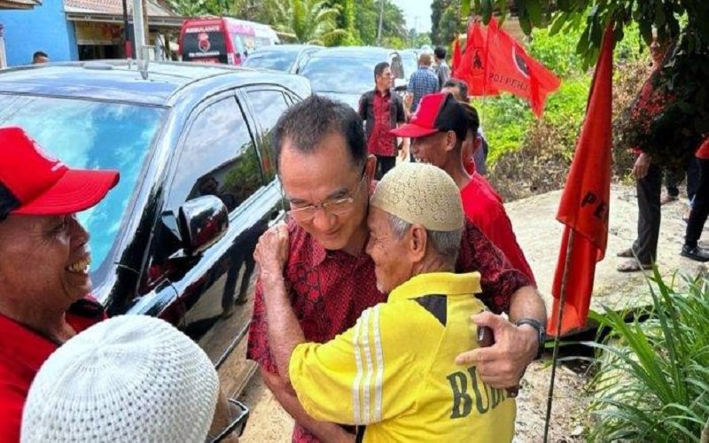 Kedekatan Ir. Rudianto Tjen dengan Masyarakat Tanpa Batas Membangun Hubungan yang Erat, Penuh Kebersamaan, dan Saling Pengertian dengan Masyarakat Tanpa Ada Hambatan Fisik atau Sosial