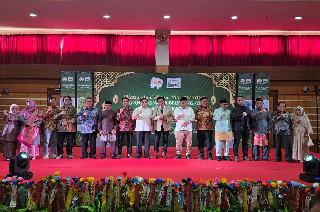 Gubernur Babel Hidayat Arsani Ajak Ikatan Keluarga Belitung Jadi Jembatan Kemajuan Daerah. (Foto: doc. Humas Diskominfo Babel)