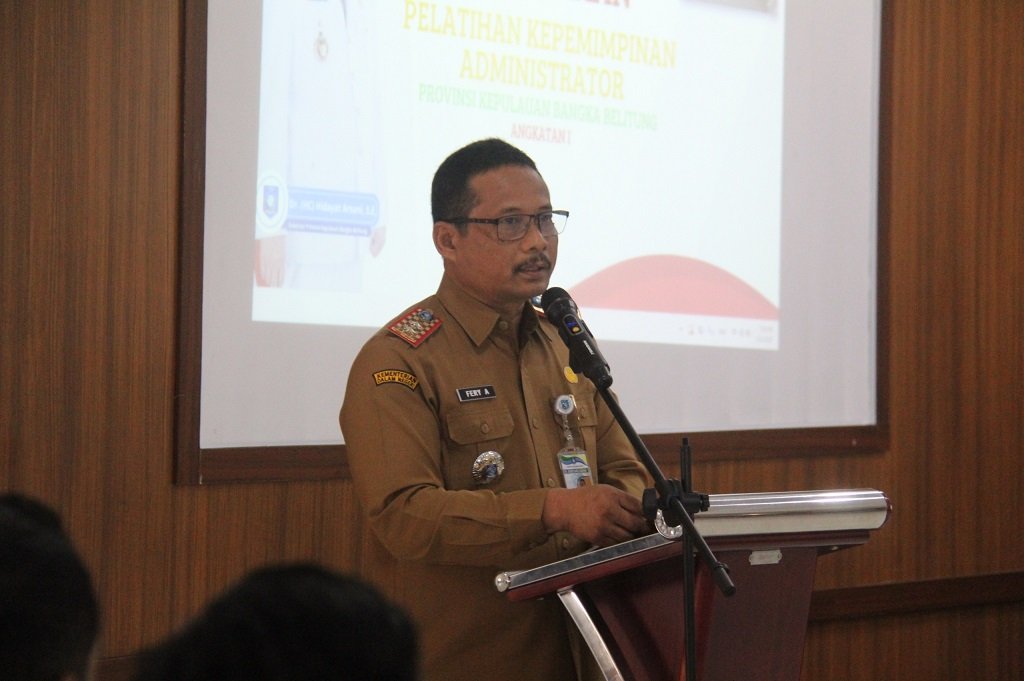 Sambutan Gubernur Babel yang dibacakan Pj Sekda, Fery Afriyanto menegaskan, bahwa mewujudkan world class bureaucracy membutuhkan pejabat administrator yang memiliki kompetensi kepemimpinan kolaboratif, strategis, serta berorientasi pada kinerja dan pelayanan publik. (Foto: doc. Humas Diskominfo Babel)