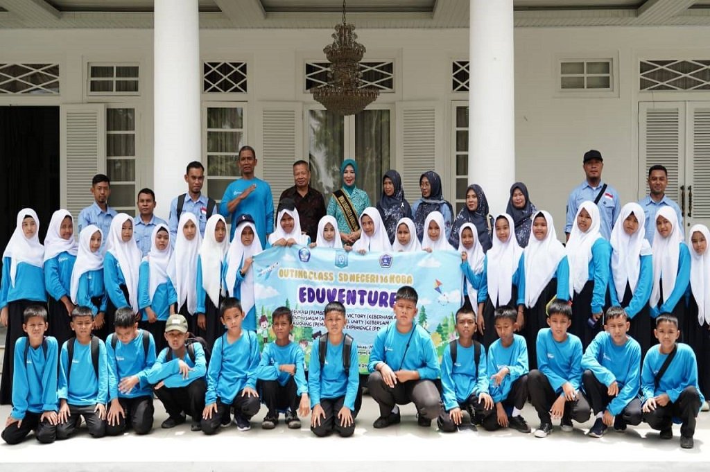 Kunjungan Pelajar Warnai Pemanfaatan Rumah Residen Wali Kota Pangkalpinang sebagai Ruang Edukasi. (Foto: doc. Humas Diskominfo Pkp)