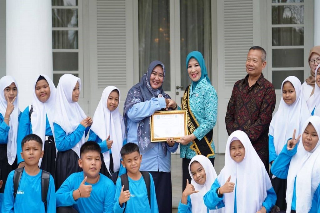 Rumah Residen Pangkalpinang Bertransformasi, Pelajar Antusias Jadikan Ruang Edukasi. (Foto: doc. Humas Diskominfo Pkp)