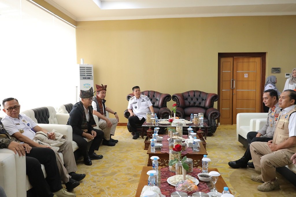 Langkah Strategis Hidayat Arsani, Perkuat Sinergi Pusat-Daerah Lewat Kunjungan BNN dan DPR RI. (Foto: doc. Humas Diskominfo Babel)