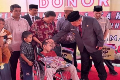 Satu Tahun Kepemimpinan Gubernur Hidayat Arsani, Pemprov Babel Perkuat Kepedulian Lewat Bantuan Sosial. (Foto: doc. Humas Diskominfo Babel)