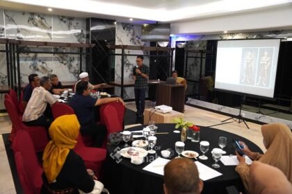 Napak Tilas di Kupang, Sejarawan dan Keluarga Beri Persetujuan Ilustrasi Wajah Depati Amir. (Foto: doc. Humas PT Timah Tbk)