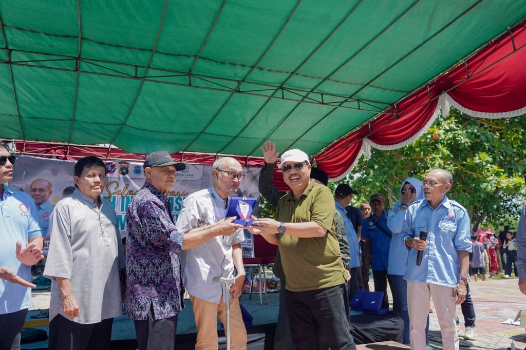 Wali Kota Pangkalpinang Prof. Saparudin menyampaikan Pemkot Pangkalpinang Komitmen Utamakan Kesejahteraan Pekerja Melalui Jaminan Sosial. (Foto: doc. Humas Diskominfo Pkp)