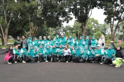 Gelar Senam BERANI, Noni Hidayat Ajak PKK Jadi Pelopor Budaya Olahraga di Babel. (Foto: doc. Humas Diskominfo Babel)